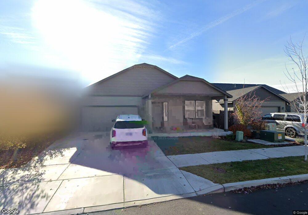 2572 NW Ivy Way, Redmond, OR 97756 - photo 1