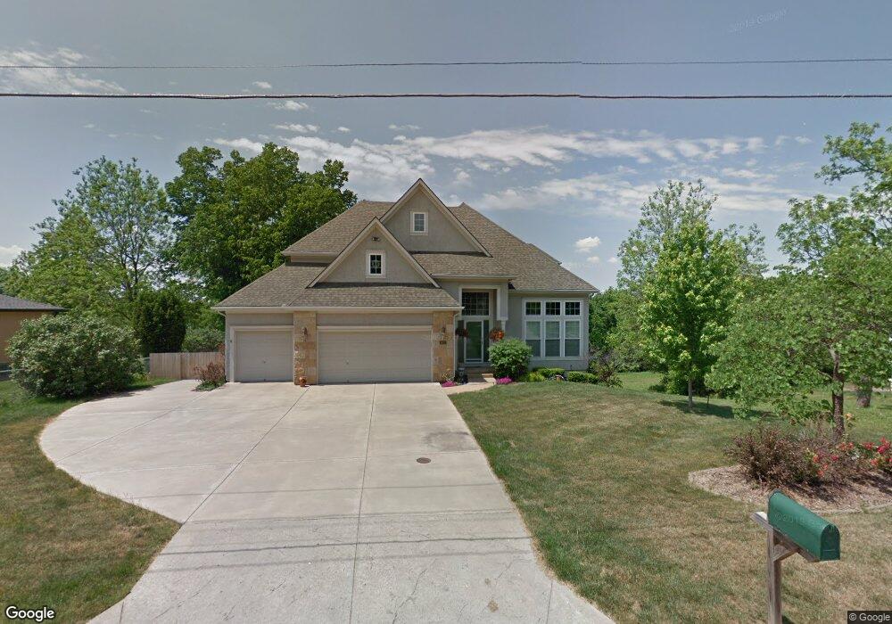 6032 Alden St, Shawnee, KS 66216 - photo 1