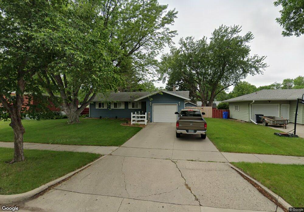 3022 8th St N, Fargo, ND 58102 - photo 1