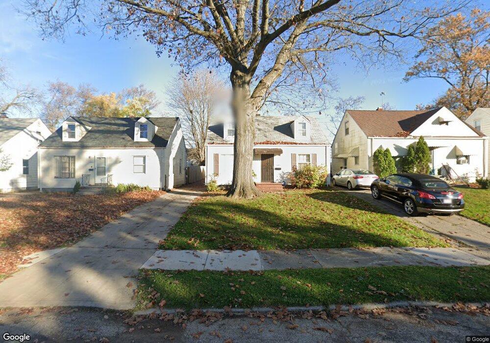 21405 Watson Rd, Maple Heights, OH 44137 - photo 1