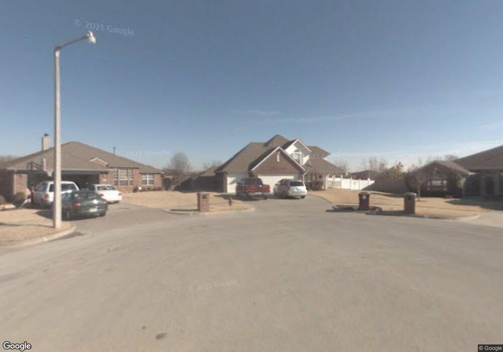 712 Verreaux Ct, Norman, OK 73072 - photo 1