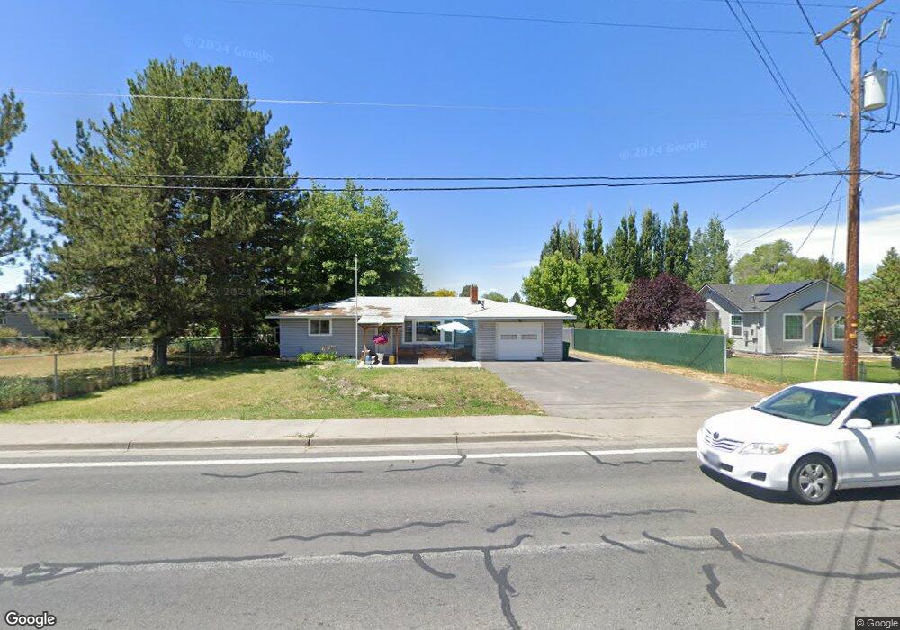 4040 Summers Ln, Klamath Falls, OR 97603 - photo 1