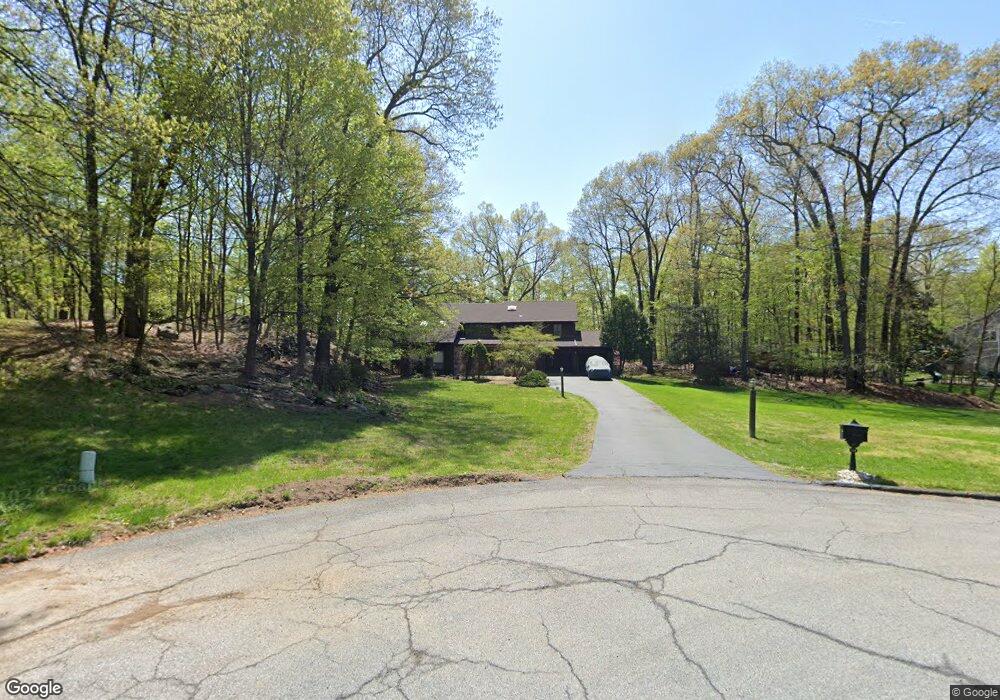 10 Elena Ct, Cortlandt Manor, NY 10567 - photo 1