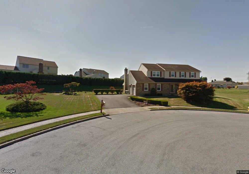 1842 Belleview Cir, Whitehall, PA 18052 - photo 1