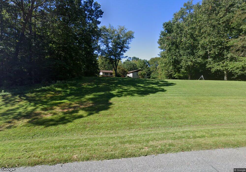 2080 Huntingfields Dr, Huntingtown, MD 20639 - photo 1