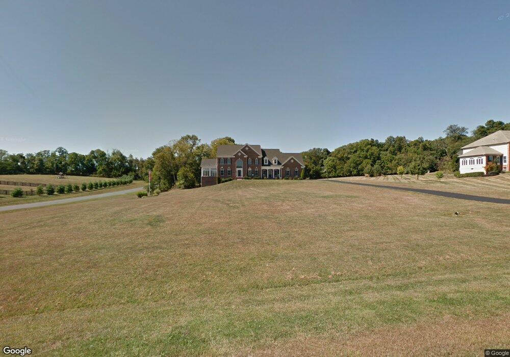 16925 Carmichael Place, Purcellville, VA 20132 - photo 1