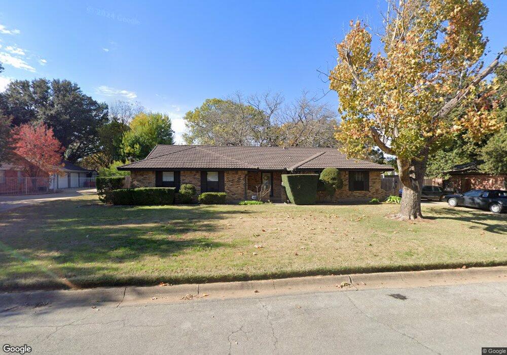 6417 Sunnybrook Dr, North Richland Hills, TX 76182 - photo 1