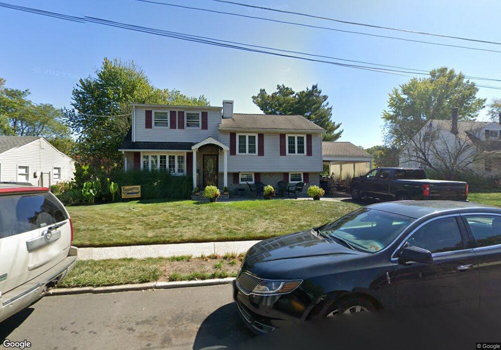 27 Ulysses Rd, Somerset, NJ 08873 - photo 1