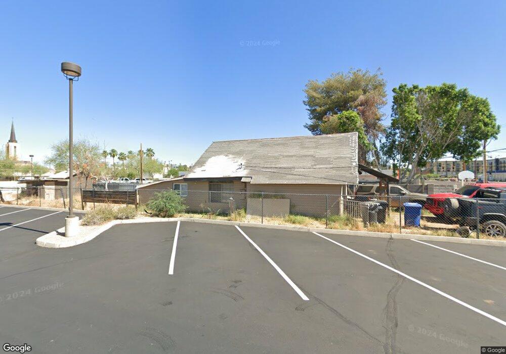 124 S Sirrine, Mesa, AZ 85210 - photo 1