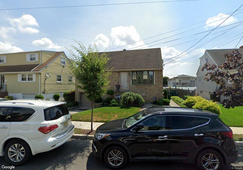 1042 Gillis Place, Secaucus, NJ 07094 - photo 1
