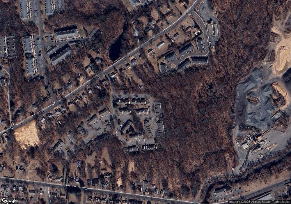 175 Oak Forest Dr unit 17-5, Manchester, CT 06042 - photo 1