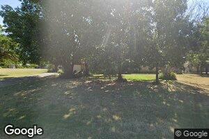 1004 S 9th St, Comanche, OK 73529