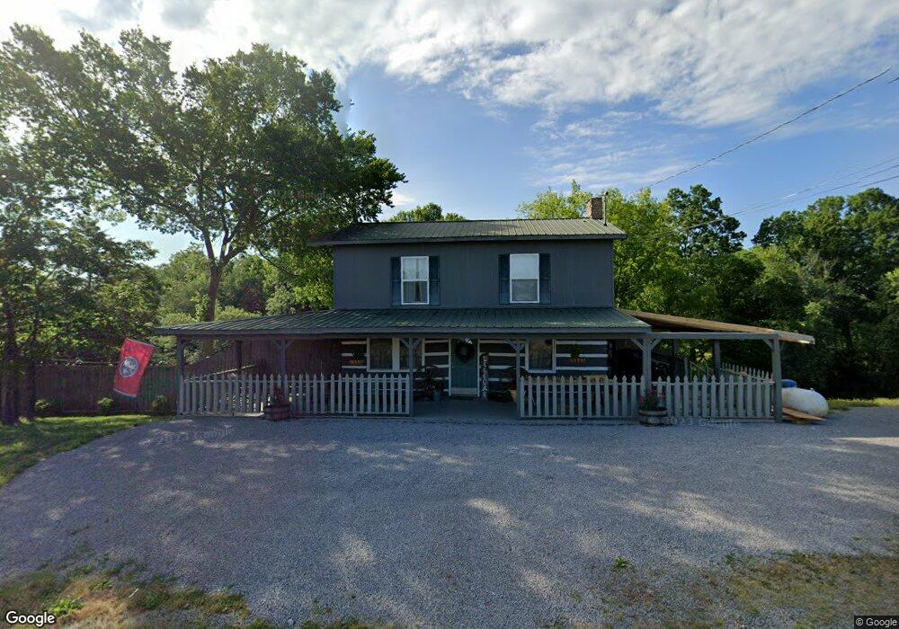 1103 W Jackson St, Shelbyville, TN 37160 - photo 1