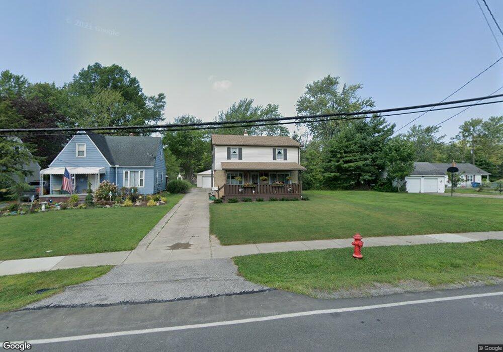 7550 Mapleway Dr, Olmsted Falls, OH 44138 - photo 1