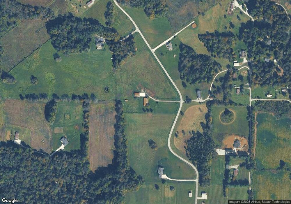 779 Nicholas Dr SW, Corydon, IN 47112 - photo 1