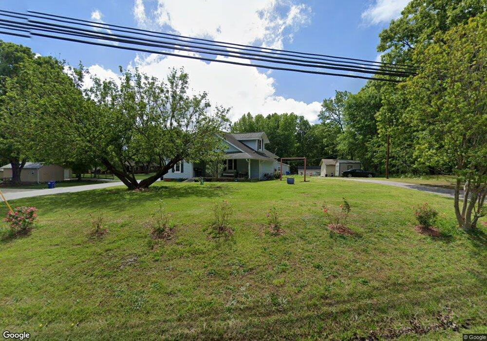 7130 Harlow Dr, High Point, NC 27263 - photo 1