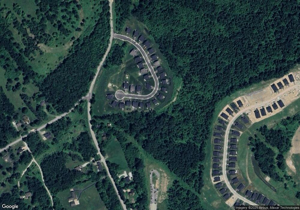 127 Maggie Dr, Eighty Four, PA 15330 - photo 1