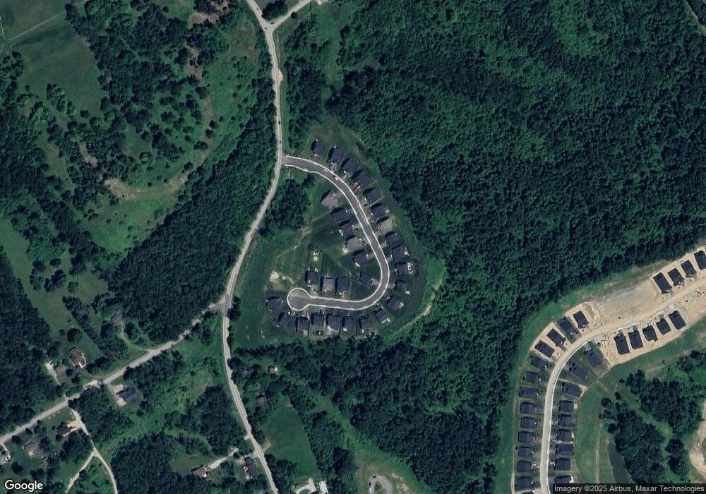 112 Maggie Dr, Eighty Four, PA 15330 - photo 1