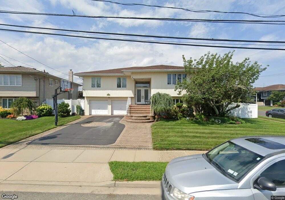 2055 Bliss Place, Merrick, NY 11566 - photo 1