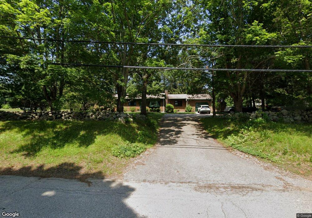 547 Post Rd, Wakefield, RI 02879 - photo 1