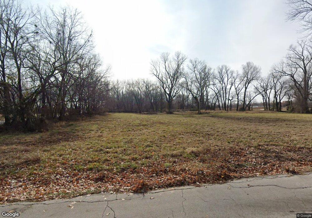 1110 Appleton Ave, Parsons, KS 67357 - photo 1