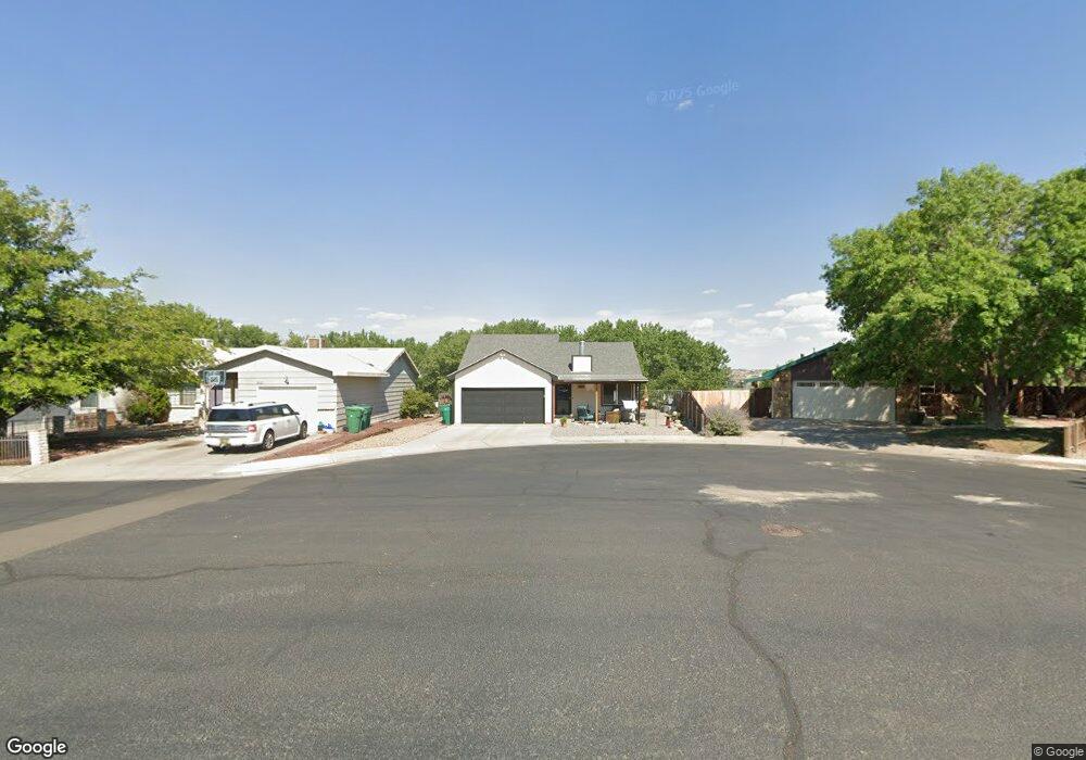 2608 N Fairview Ave, Farmington, NM 87401 - photo 1