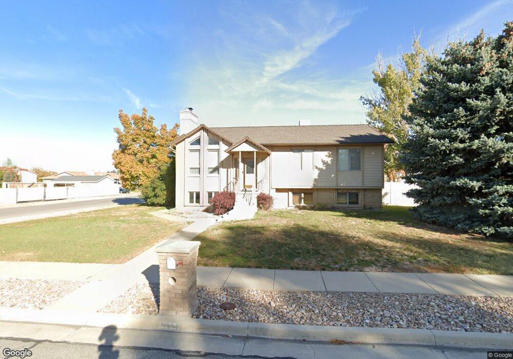 3198 W 1050 N, Clearfield, UT 84015 - photo 1
