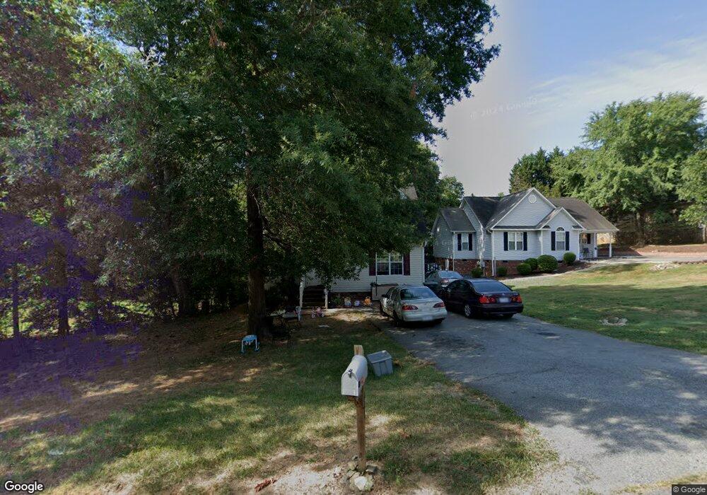 514 Glen Cir, Asheboro, NC 27203 - photo 1