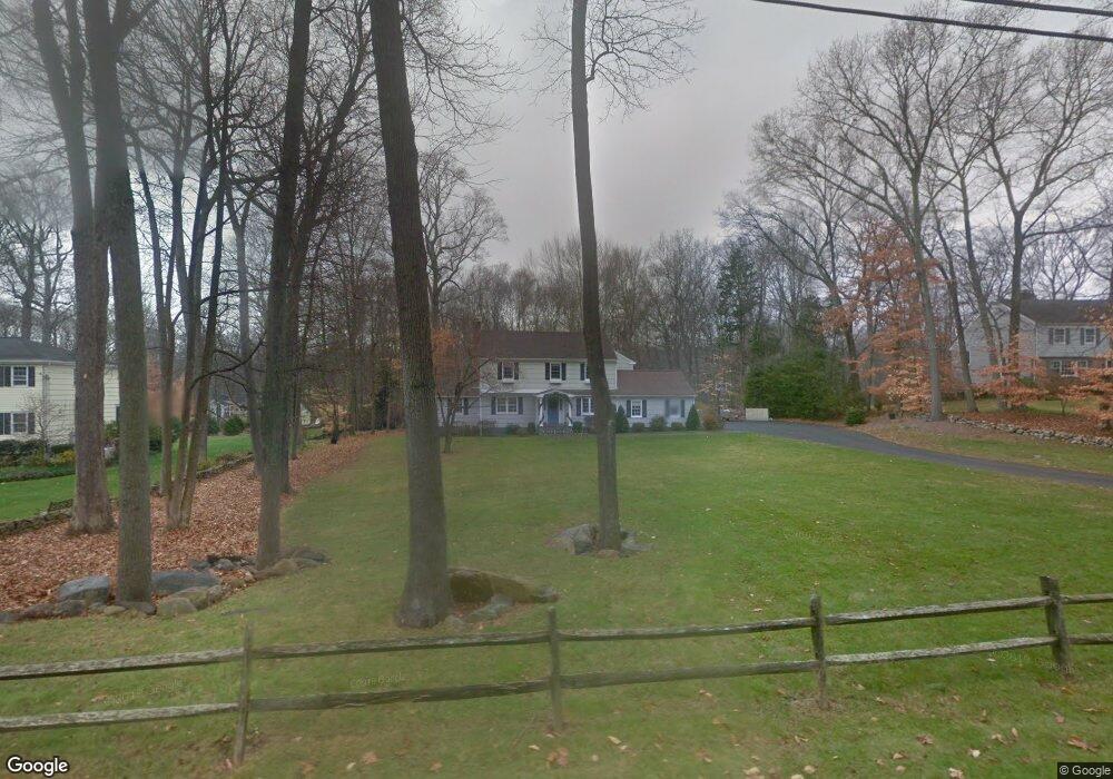 49 Betsys Ln, New Canaan, CT 06840 - photo 1