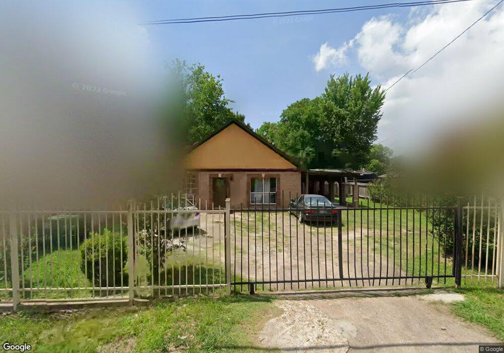 5025 Creekmont Dr, Houston, TX 77091 - photo 1