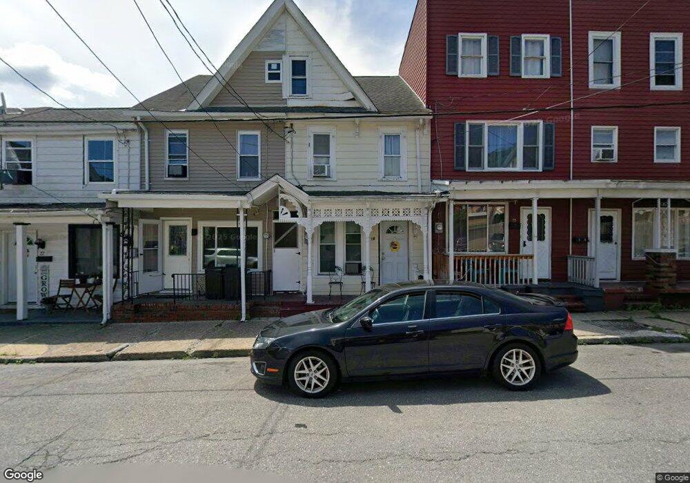 18 E Elm St, Tamaqua, PA 18252 - photo 1