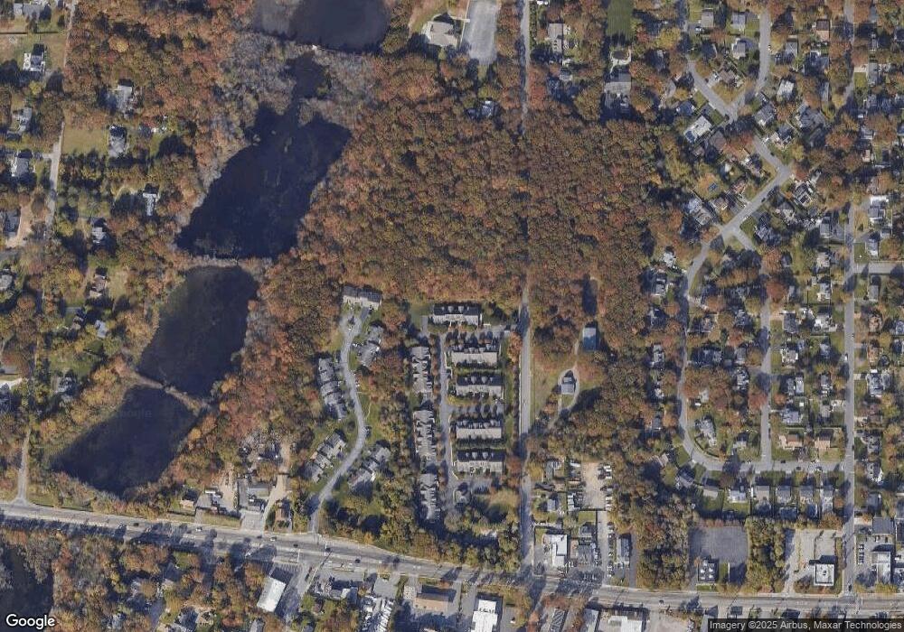 18 Hollins Ln, Bayport, NY 11705 - photo 1