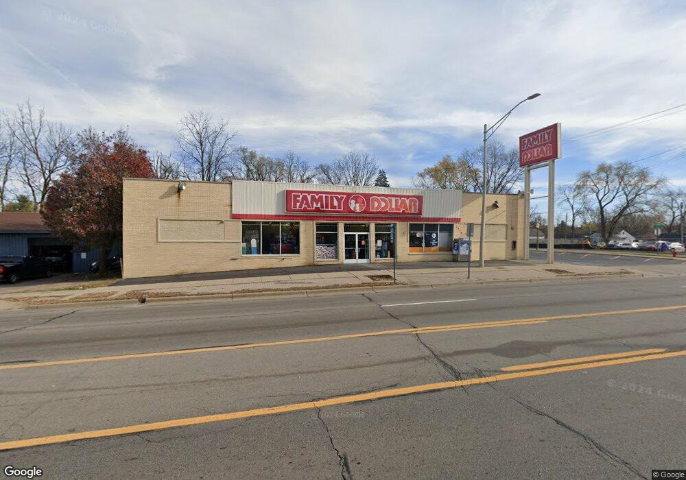 2919 S Cedar St, Lansing, MI 48910 - photo 1