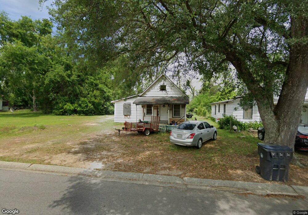 410 E Jessamine St, Fitzgerald, GA 31750 - photo 1