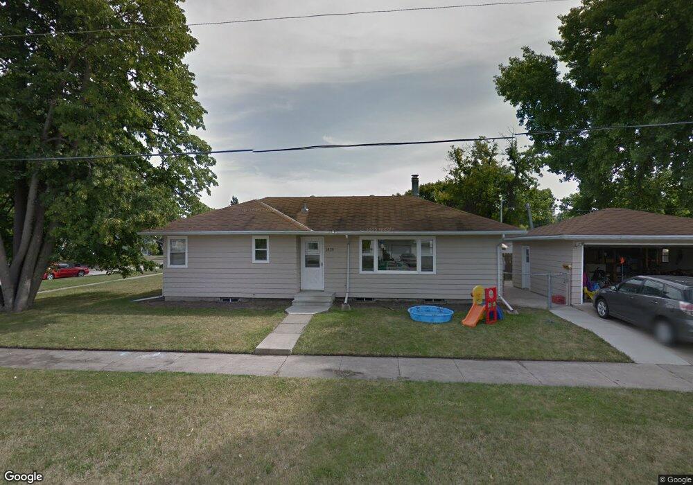 1418 14th Ave S, Fargo, ND 58103 - photo 1