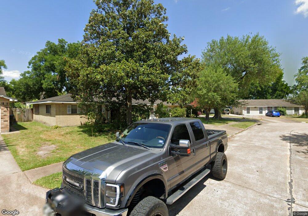 9319 Glen Shadow Dr, Houston, TX 77088 - photo 1