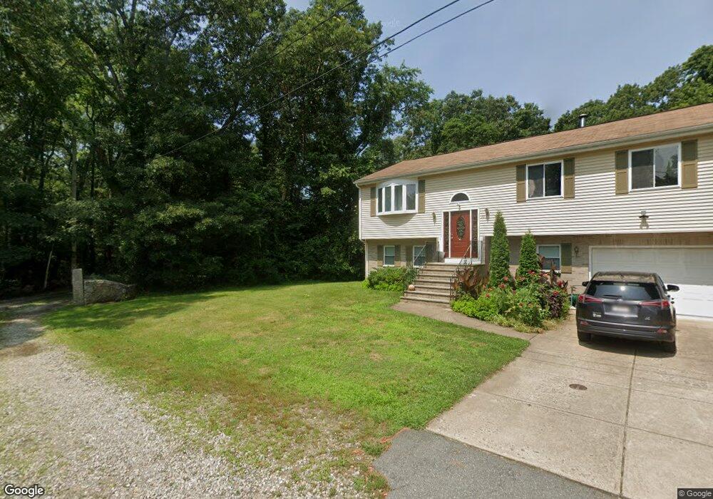 400 Brook St, South Dartmouth, MA 02748 - photo 1