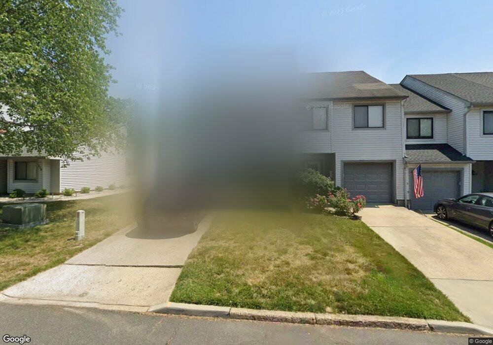 113 Lexington Cir, Matawan, NJ 07747 - photo 1