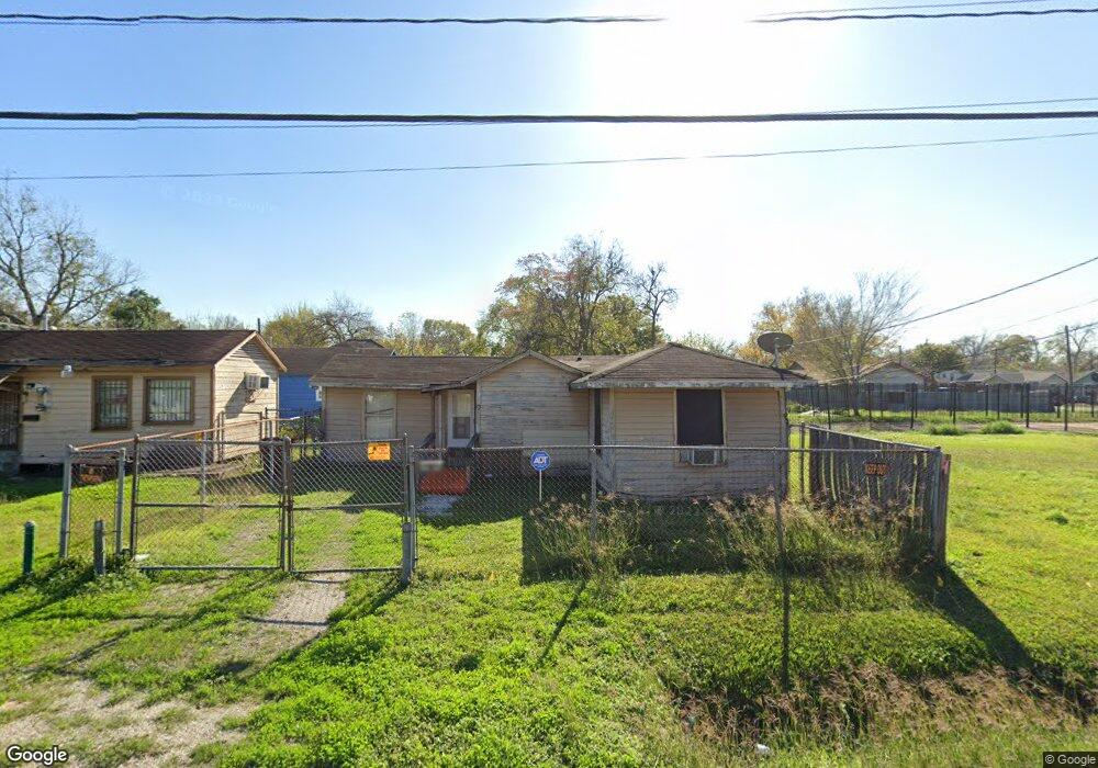 3910 Crane St, Houston, TX 77026 - photo 1