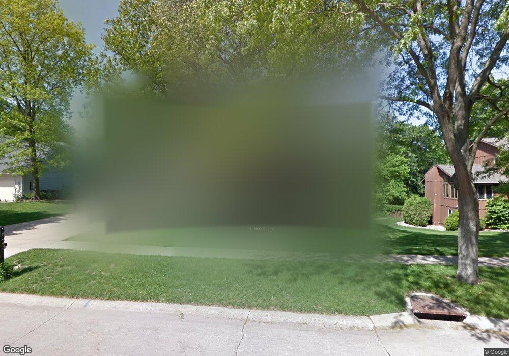 3523 Heatheridge Dr NE, Cedar Rapids, IA 52402 - photo 1