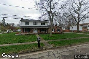 462 Pickwick Ln, Tallmadge, OH 44278