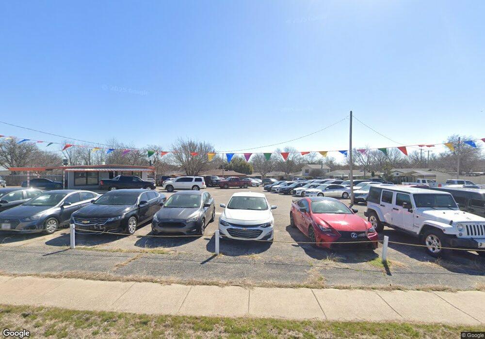 743 S Cherry Ln, White Settlement, TX 76108 - photo 1