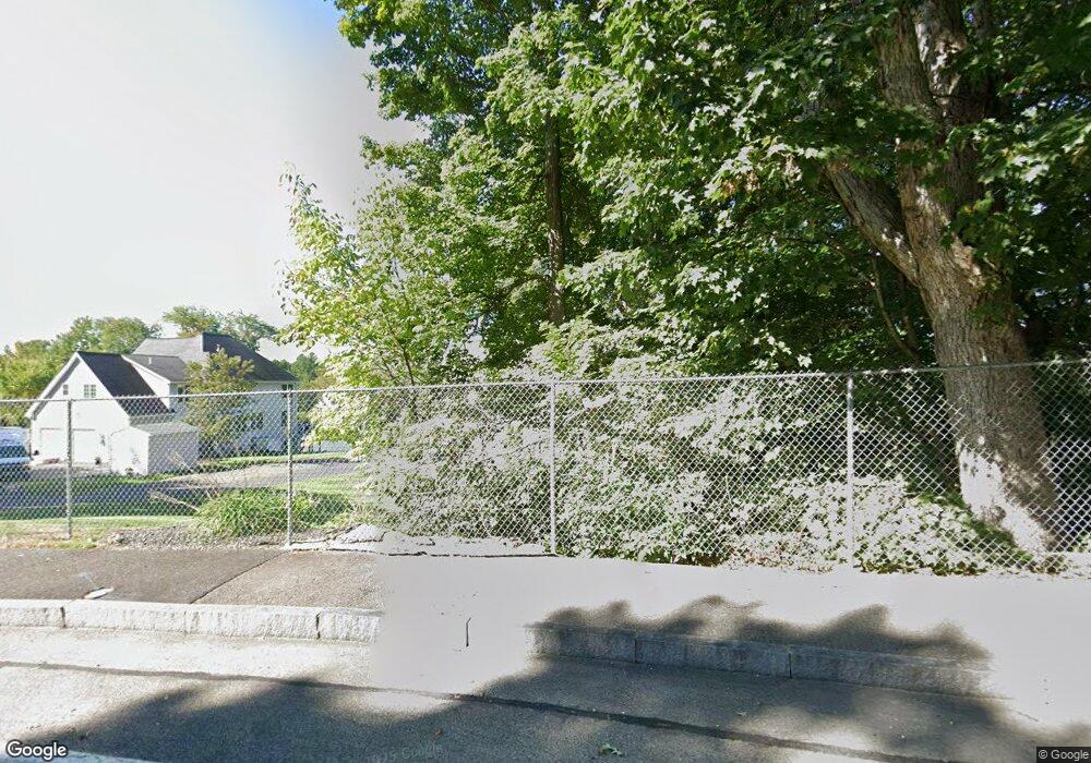 31 Middle Dunstable Rd, Nashua, NH 03062 - photo 1