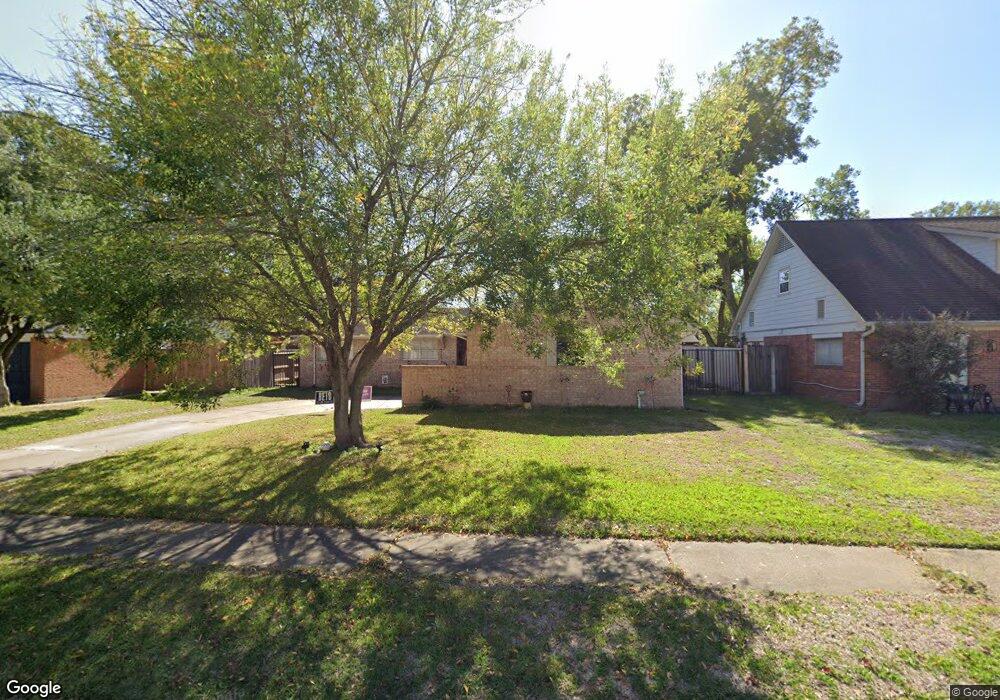 1035 Mosher Ln, Houston, TX 77088 - photo 1