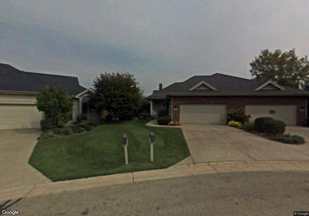 2046 S Terrace Ln NE unit 11, Grand Rapids, MI 49505 - photo 1