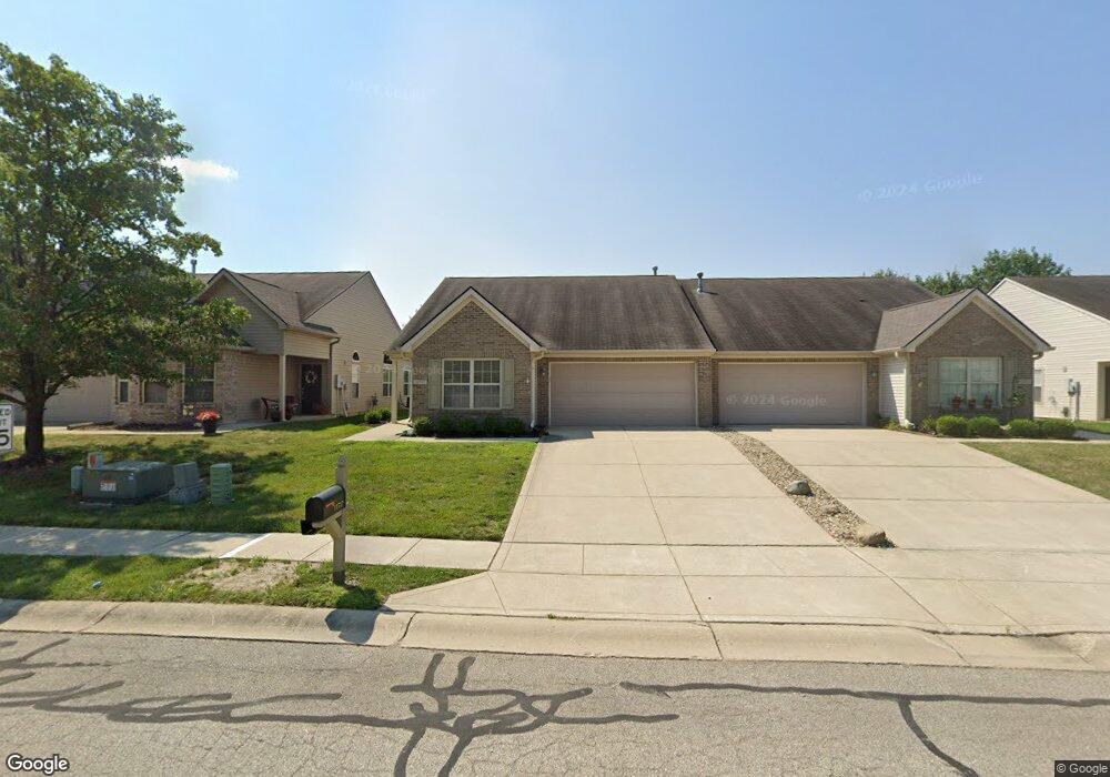 11717 Whisper Cove Dr Uni, Fishers, IN 46037 - photo 1