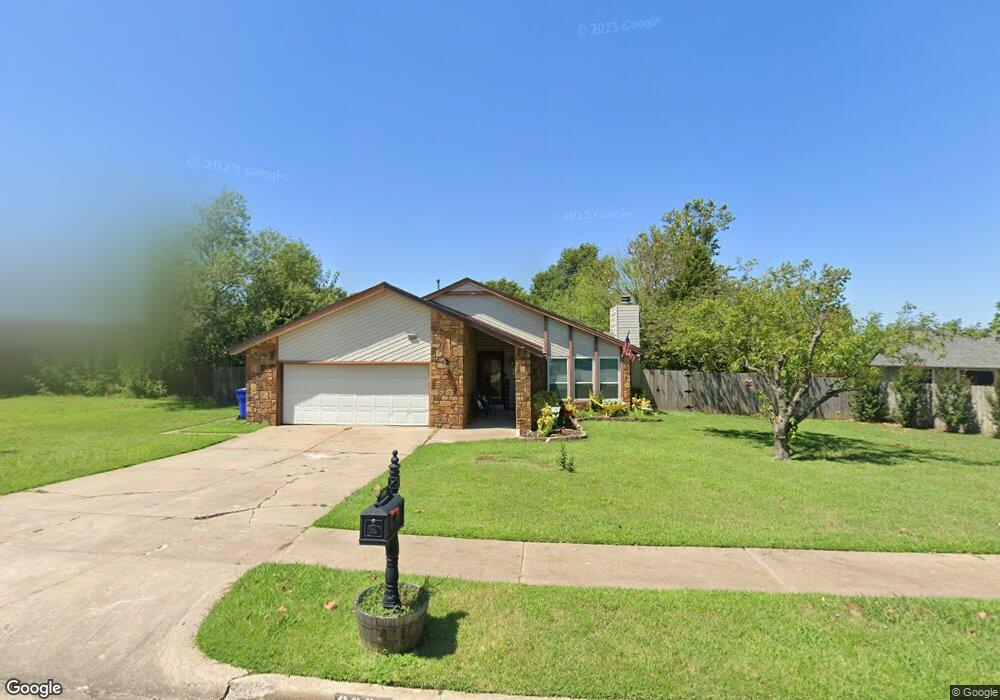 3804 S Sycamore Ave, Broken Arrow, OK 74011 - photo 1