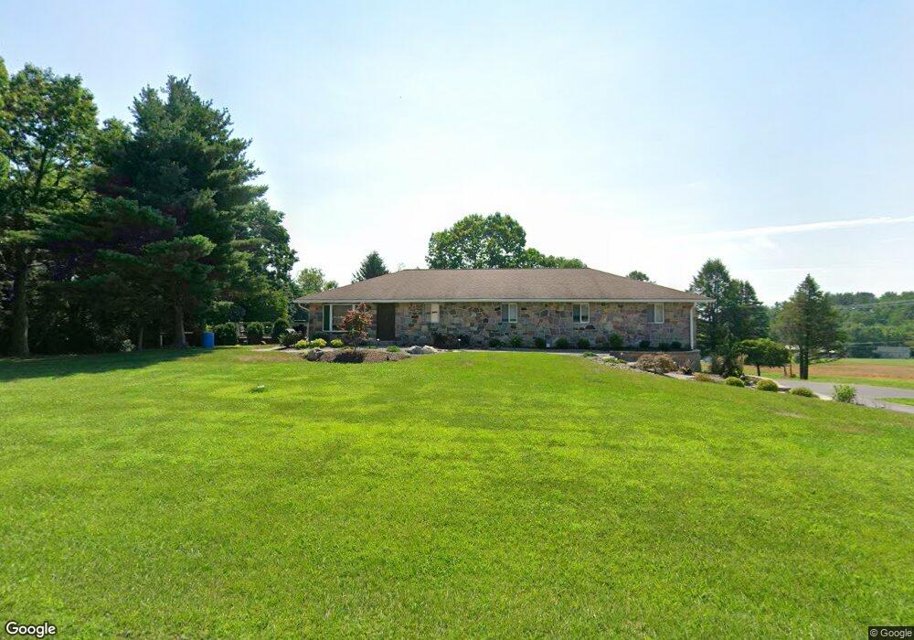 2108 Barrall Rd, Bath, PA 18014 - photo 1