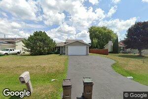175 Shadowbrook Dr, Capron, IL 61012