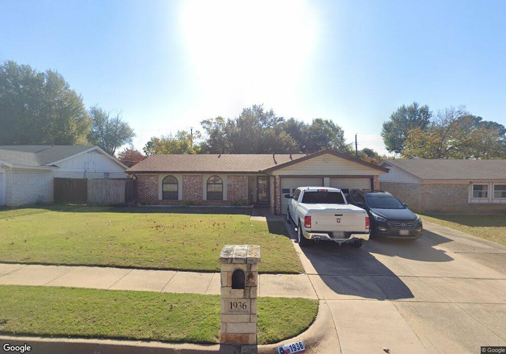 1936 Knoxville Dr, Bedford, TX 76022 - photo 1